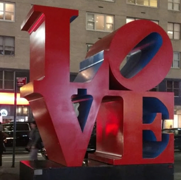 Meet your Posher, Jetsenia Posh Ambassador! - Picture 5 of 9